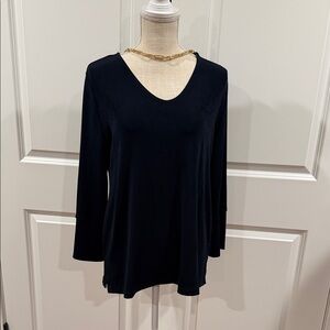 Chic Black V-Neck Long Sleeve Chicos traveler’s Women's Top dark blue
